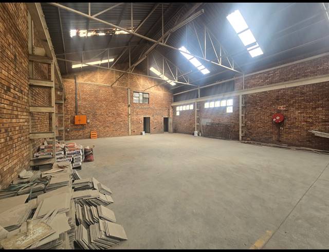 850M² WAREHOUSE TO LET IN BENONI SOUTH